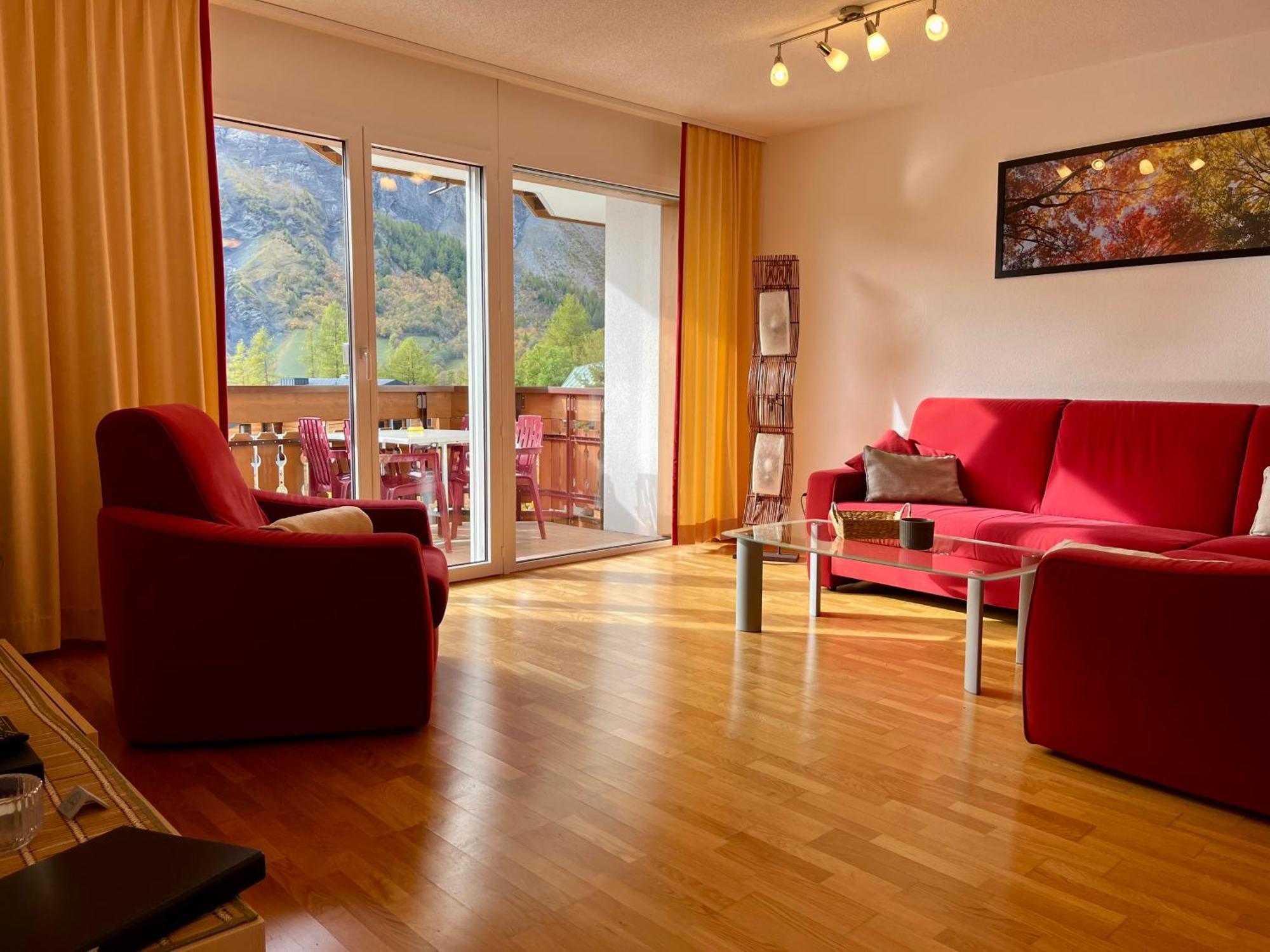 Apartments Residenz Iris Лойкербад Экстерьер фото